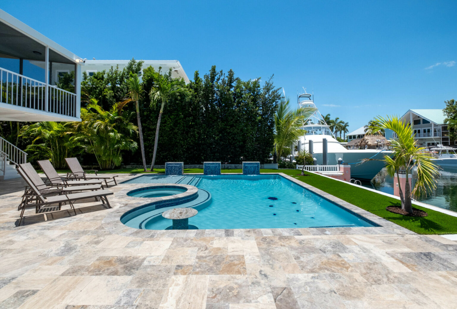 Creekside Cabana In Venetian Shores - Luxury Florida Keys Vacation Rentals